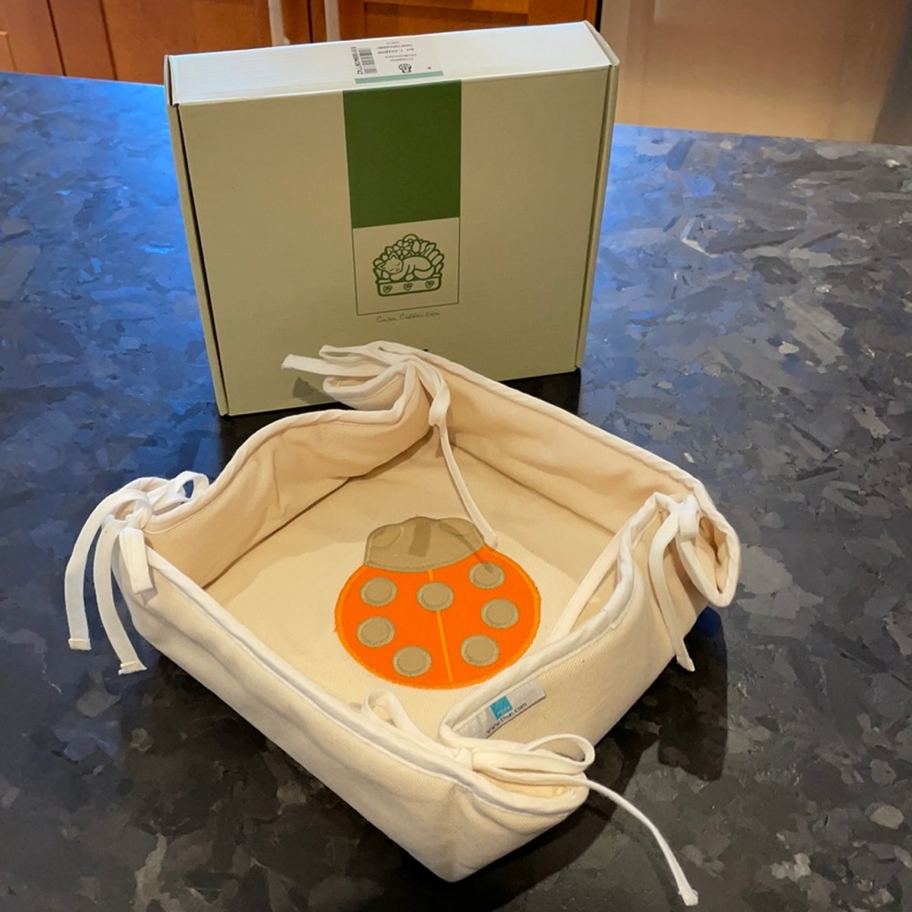 Thun Bread Basket